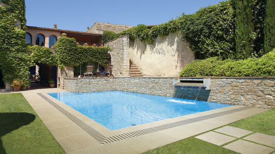 Piscina Warm beige ambientazione 2013 Piscina Warm beige ambientazione 2013