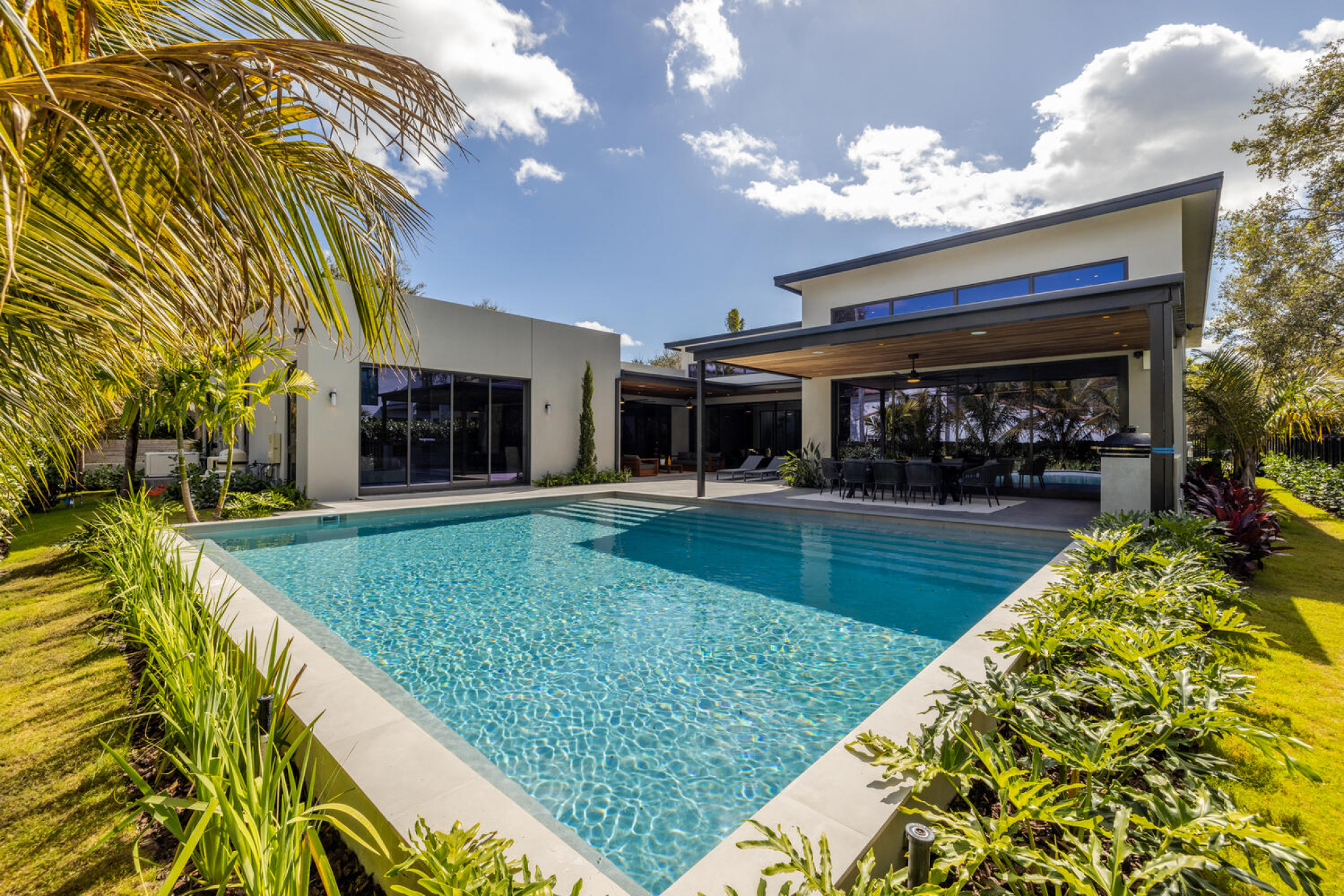 549 NE 95th St Miami Shores FL large 059 023 2J9A5381 1500x1000 72dpi2