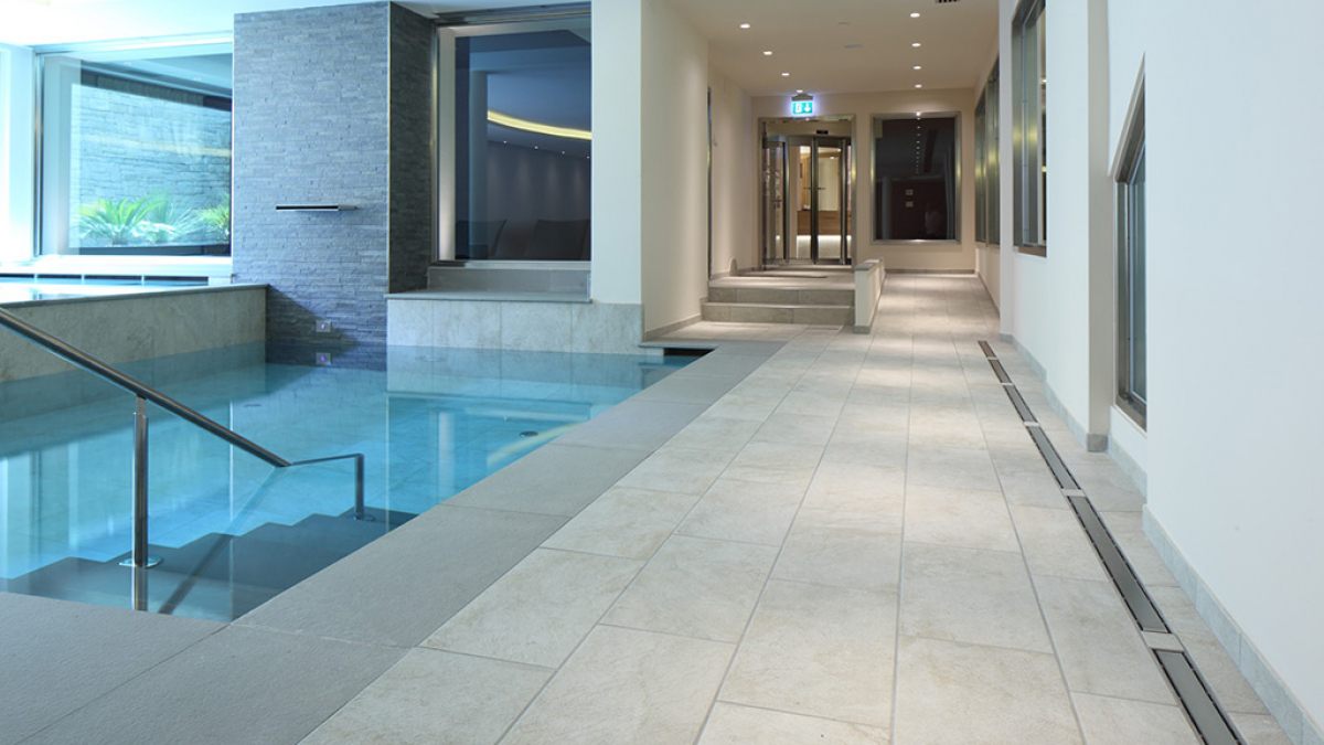 1 Hotel Ambassador Roxstone golden white2 1 Hotel Ambassador Roxstone golden white2